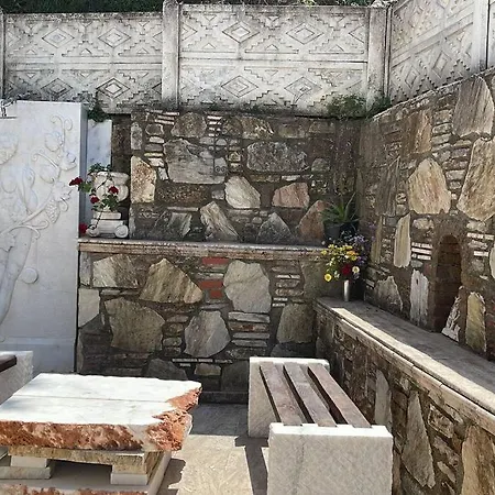 Gemütliche Mit Pool, Extravagant, Luxuriös