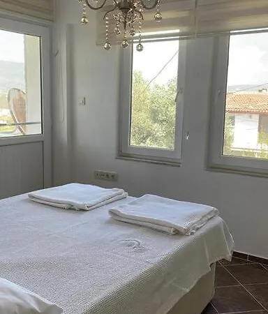 Gemuetliche Mit Pool, Extravagant, Luxurioes 别墅 *