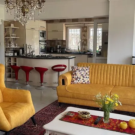 Gemütliche Mit Pool, Extravagant, Luxuriös Ula