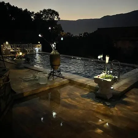 Gemuetliche Mit Pool, Extravagant, Luxurioes * Ula