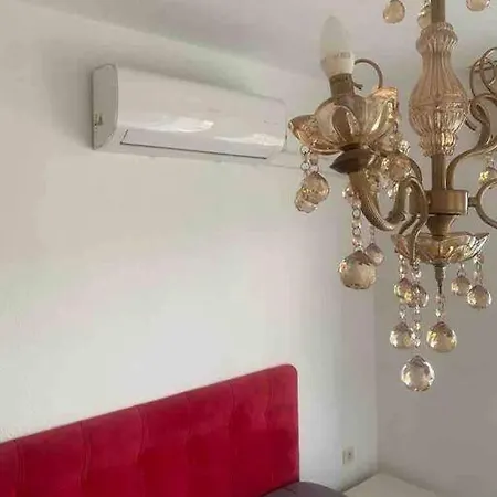 Gemuetliche Mit Pool, Extravagant, Luxurioes 빌라 Ula