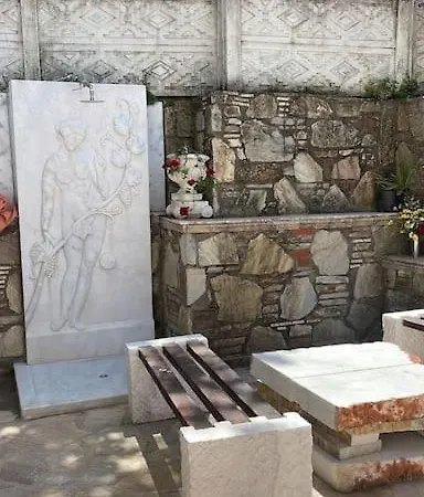 Gemuetliche Mit Pool, Extravagant, Luxurioes Ula