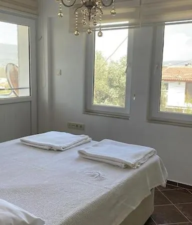 Gemuetliche Mit Pool, Extravagant, Luxurioes *